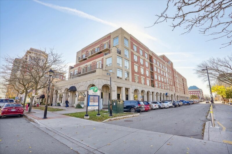 #408-340 Plains Rd E